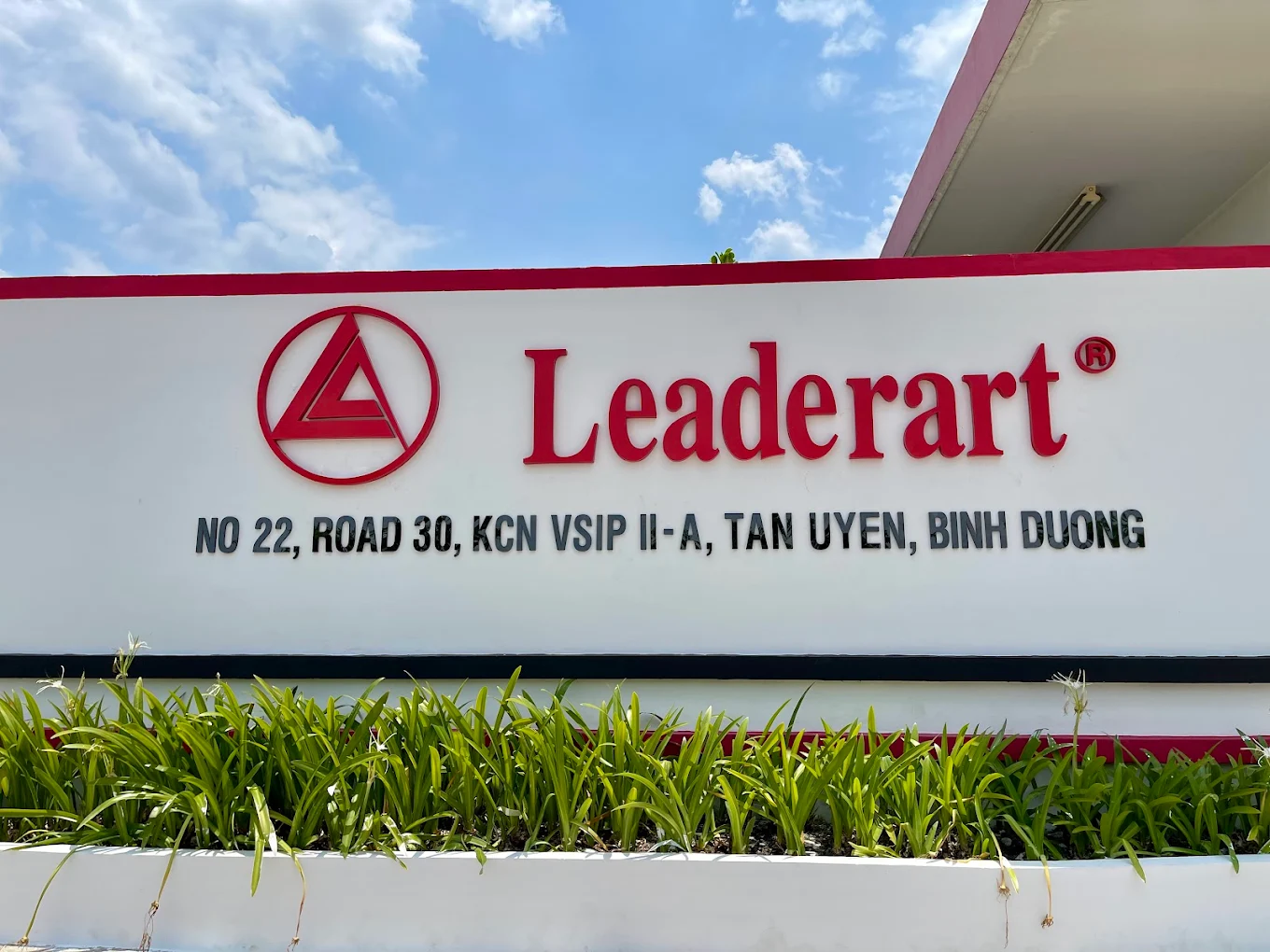 CÔNG TY TNHH LEADERART INDUSTRIES (VIETNAM)